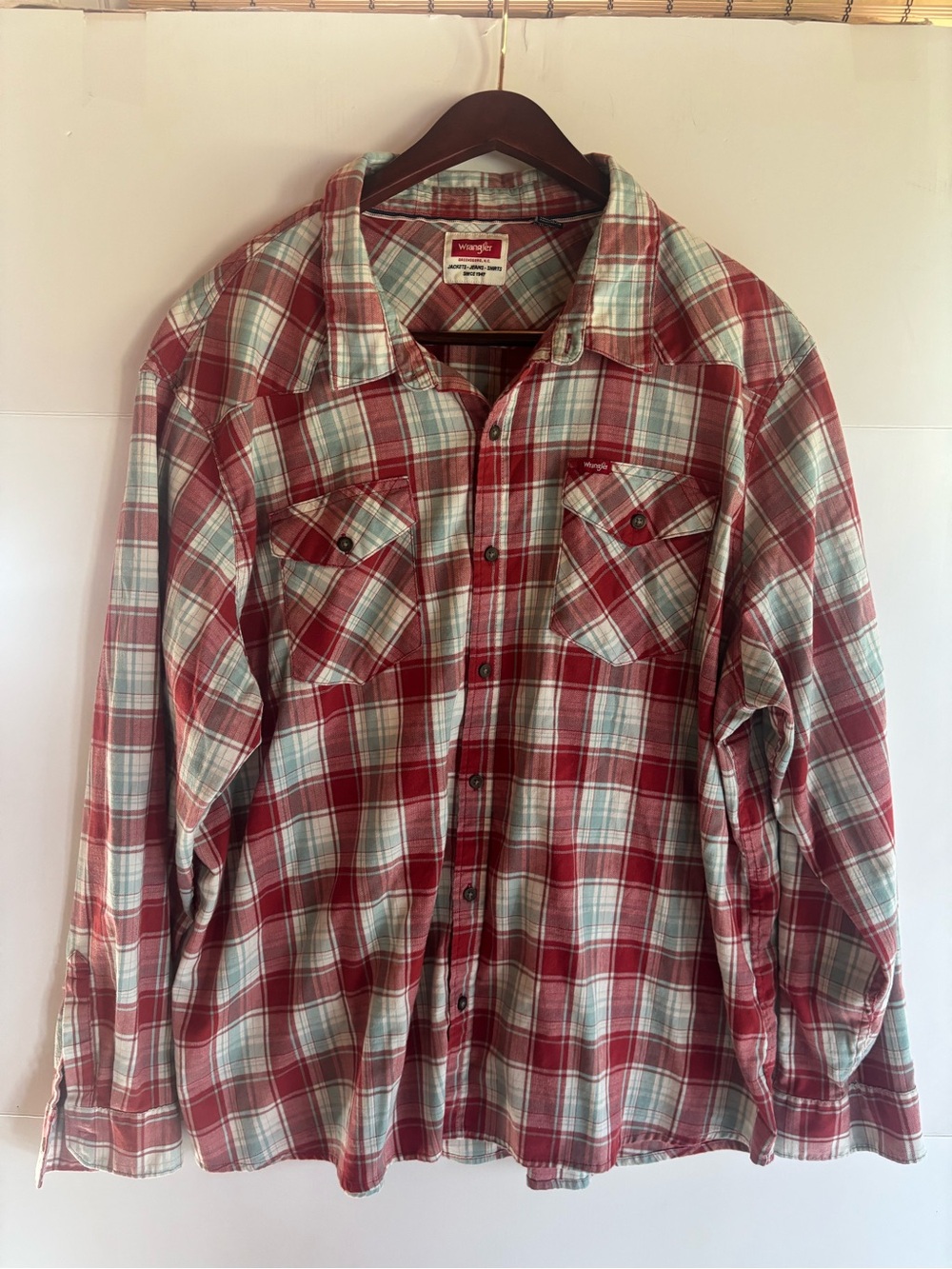 Wrangler Men's Big & Tall 3XL Red/Blue/White Plaid Long Sleeve Button-Up